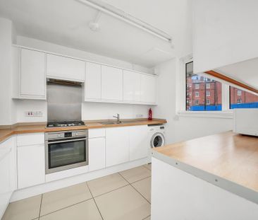 4 bedroom maisonette to rent - Photo 1