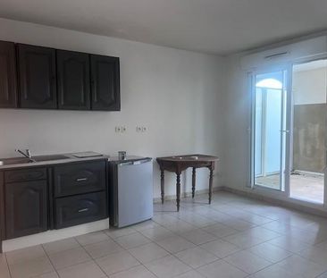 Location Appartement 1 pièce 24m² BRIGNOLES 83170 - Photo 1