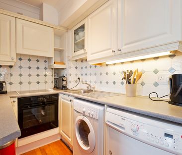 Wicklow Court, 38-40 South Great George's Street, Dublin 2, D02 VF72 - Photo 3