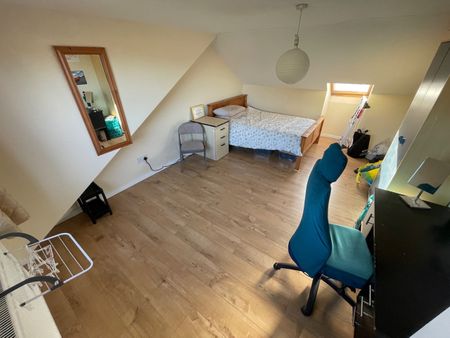 3 Bed Semi-Detached House, Broadlands Road, SO17 - Photo 5