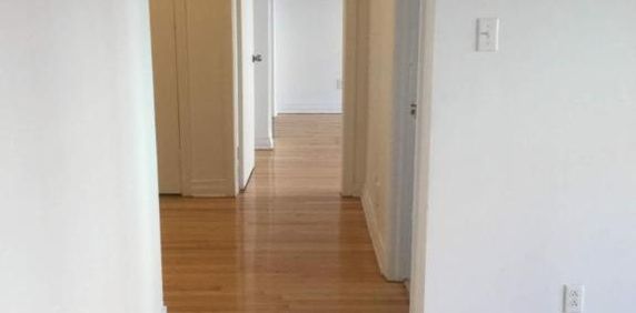 1 CH - 1 SDB - Côte Saint-Luc - $1,125 /mo - Photo 2