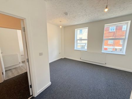 Wyndham Street, Yeovil, Somerset - Photo 4