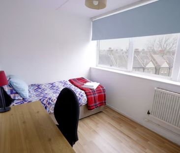 Room in a Shared Flat, International Students Welcome, SE17 - Photo 3