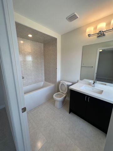 For Lease - 3701 Quayside Drive, Severn, Ontario - Photo 5