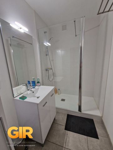 Location Appartement 1 pièce 68m² RENNES 35000 - Photo 2