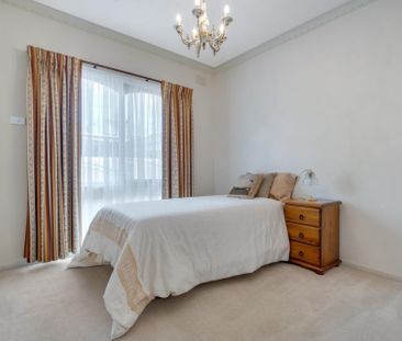 24 Collinson Street, Keilor Park VIC 3042 - House For Rent | Domain - Photo 4