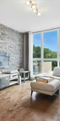 1 room apartment of 70m² in Montreal - Photo 1