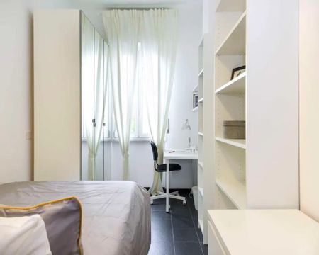 Viale Emilio Caldara, Milan, Lombardy 20122 - Photo 4