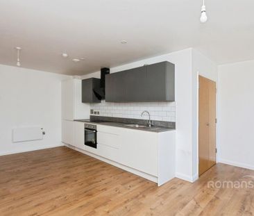 2 bedroom flat to rent - Photo 3