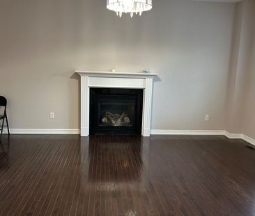 For Lease - 132 Mcknight Avenue, Hamilton, Ontario - Photo 3