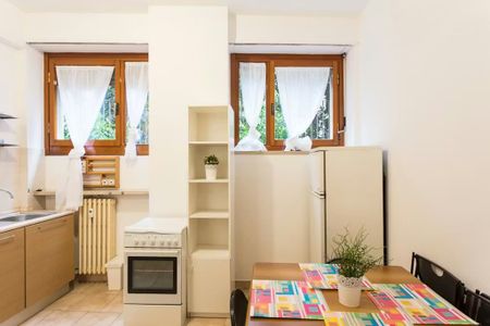 Via Privata Umberto Fracchia, Milan, Lombardy 20125 - Photo 2