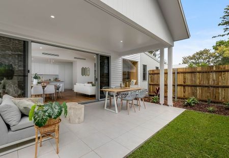 Modern Designer Home – Light, Style & Comfort Combined - Photo 5