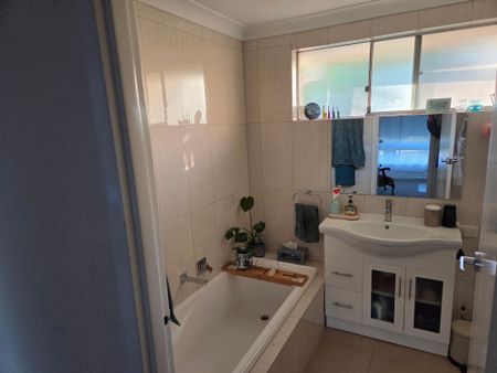 Morphett Vale - Photo 5