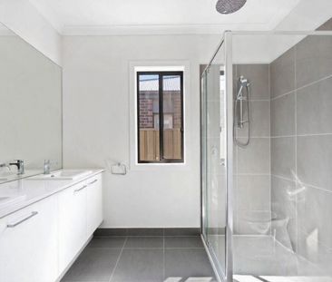 The Perfect Balance of Comfort & Class - Photo 2