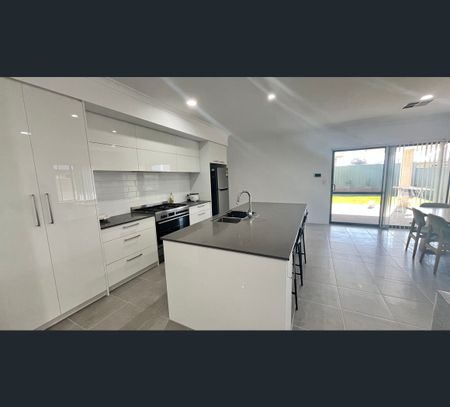 3 Quartz Way, Henley Brook, WA 6055 - Photo 4