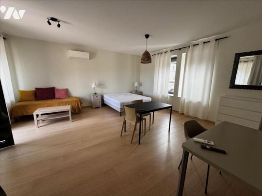 DOLE (39) un appartement meublé en parfait état de type T1 bis - Photo 1