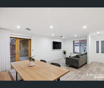 Stylish Urban Villa in the Heart of Tuart Hill - Photo 4