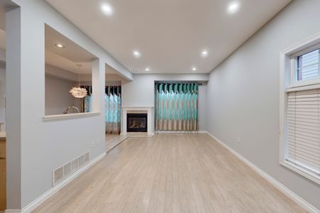 For Lease - 232 stonehenge Drive Unit# 21, Hamilton, Ontario - Photo 2