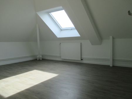 Location Appartement 4 pièces 67m² ST JEAN DE BRAYE 45800 - Photo 4