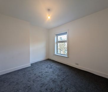 2 bedroom house to rent - Photo 2