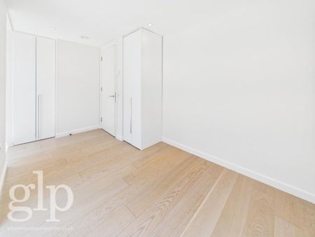 3 bedroom flat to rent - Photo 3