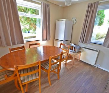 5 bedroom detached house to rent - Photo 3