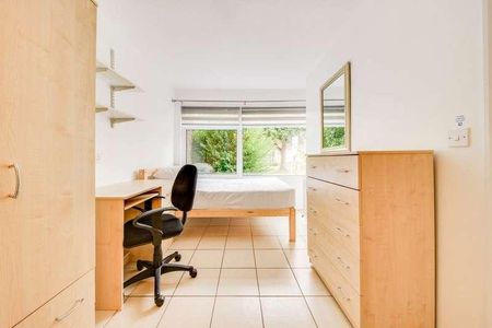 Somner Close, Canterbury, CT2 - Photo 3