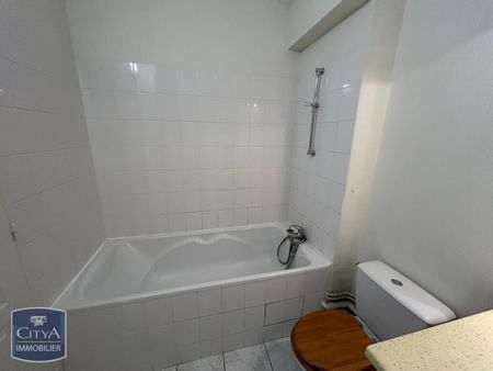 Location Appartement 1 pièce 28m² LAVAL 53000 - Photo 5