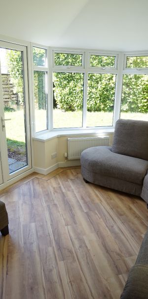 Richards Avenue Room 5 - Photo 1