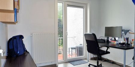 Appartement te huur in Kortrijk voor € 725 met 2 slaapkamers - Foto 4
