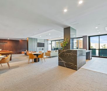 New Luxury Apartment - Photo 5