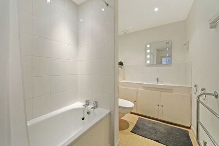Horbury Crescent, W11 - Photo 5