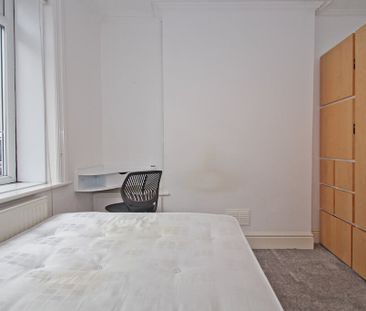 Lower Street, Bangor, LL57 - Photo 3