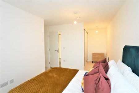 3 bedroom apartment to rent - Photo 3