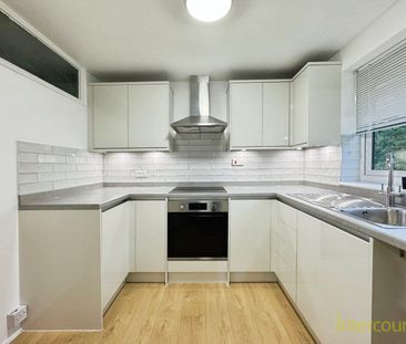 Ross Close, CB11, Saffron Walden - Photo 5