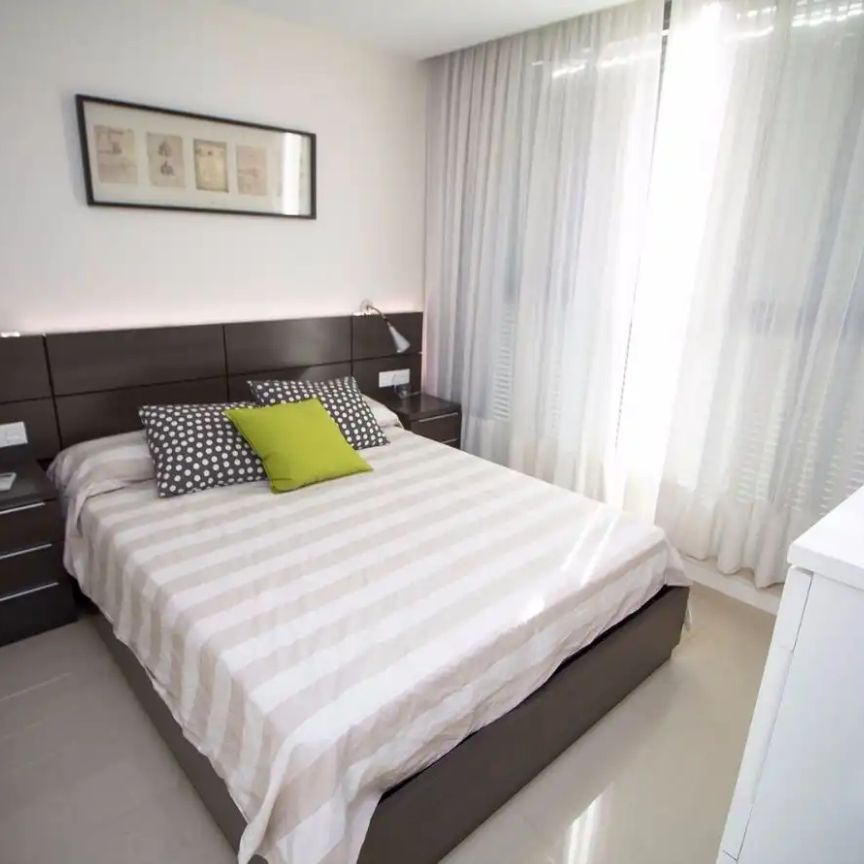 Apartamento de alquiler en Calle Gregorio Espín, 6, Camino de Ronda - Foto 1