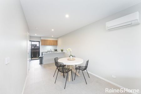 Fully Furnished 2-Bedroom Townhouse for Rent in Taylor - Photo 3