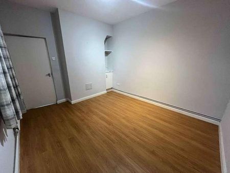 Craven Road, Newbury, RG14 - Photo 5