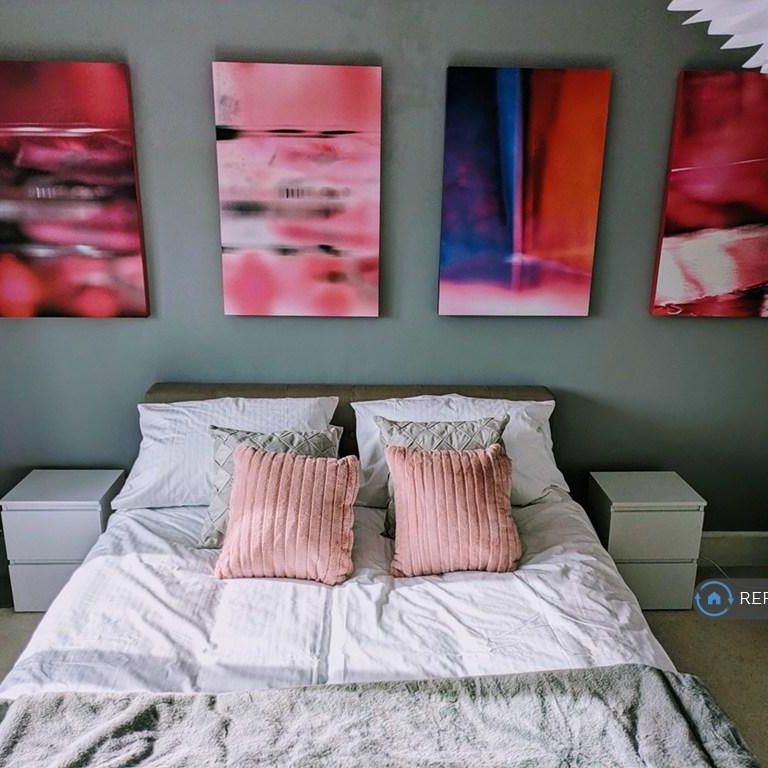 1 bedroom in a house share to rent - Photo 1