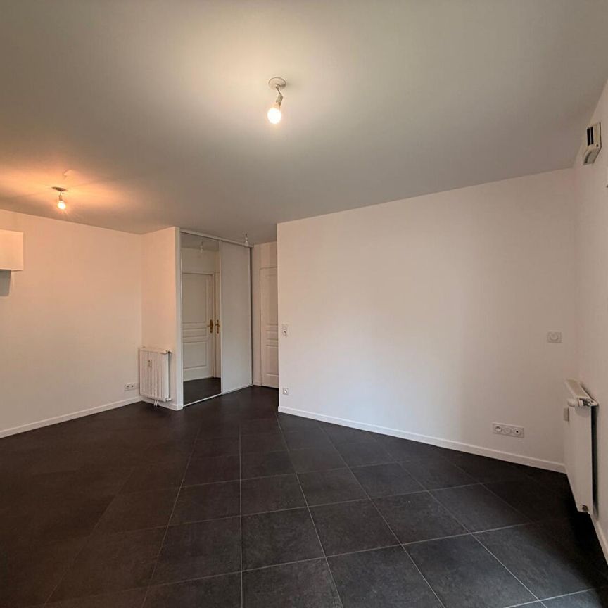 Location Appartement 2 pièces 35m² - Photo 1