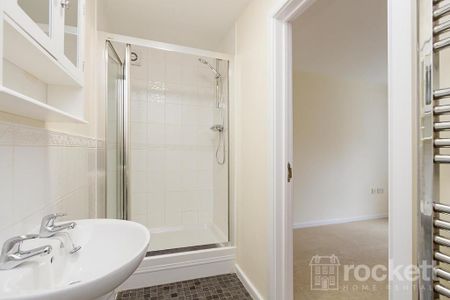 2 bedroom apartment to rent - Photo 4