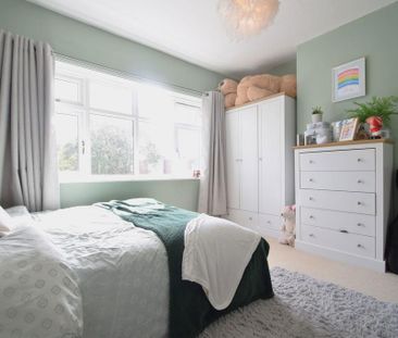 3 bedroom semi-detached house to rent - Photo 6