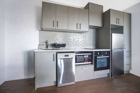 Ramada, 901/147 Victoria Street West - Photo 4