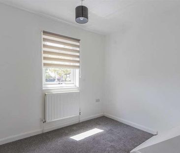 Sirhowy Court, Cwmbran, NP44 - Photo 5