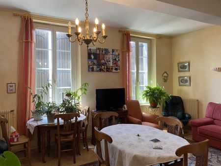 Location Appartement 3 pièces 89m² CASTELNAUDARY 11400 - Photo 3