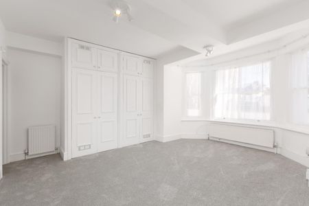 Belsize Grove, Belsize Park, London - Photo 2