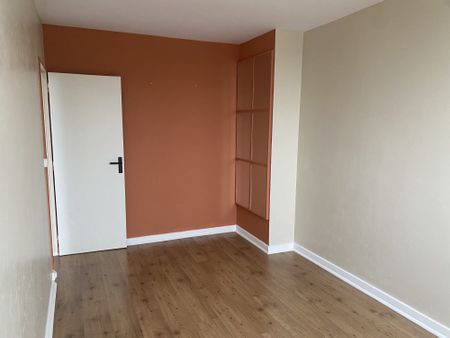 Location Appartement 3 pièces 55m² CHAMPIGNY SUR MARNE 94500 - Photo 3