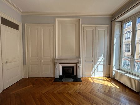 Appartement 2 pièces – LYON - Photo 2