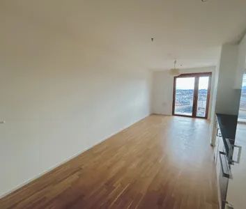THE METROPOLITAN - südseitige 2-Zimmer Wohnung im 19. OG - ab sofort verfügbar! - Photo 1