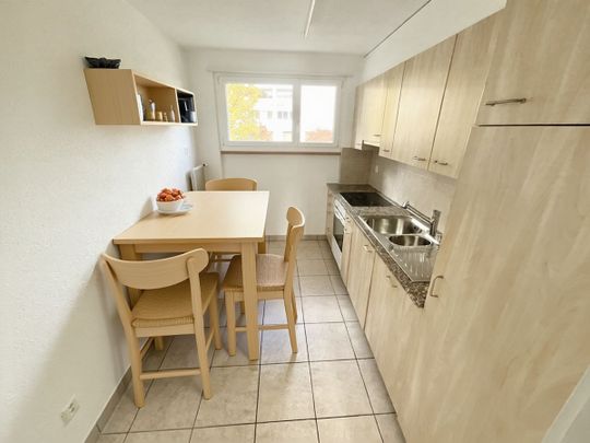 Charming 3.5-room apartment with balcony - Photo 1